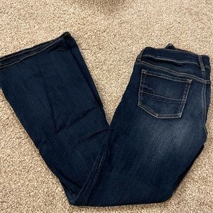 EUC American Eagle Artist Flare Jeans